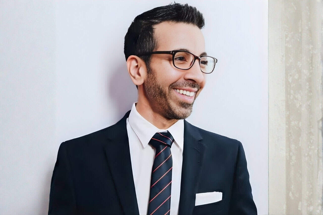 Dr Urmen Desai Plastic Surgeon